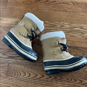 Kids Sorel boots